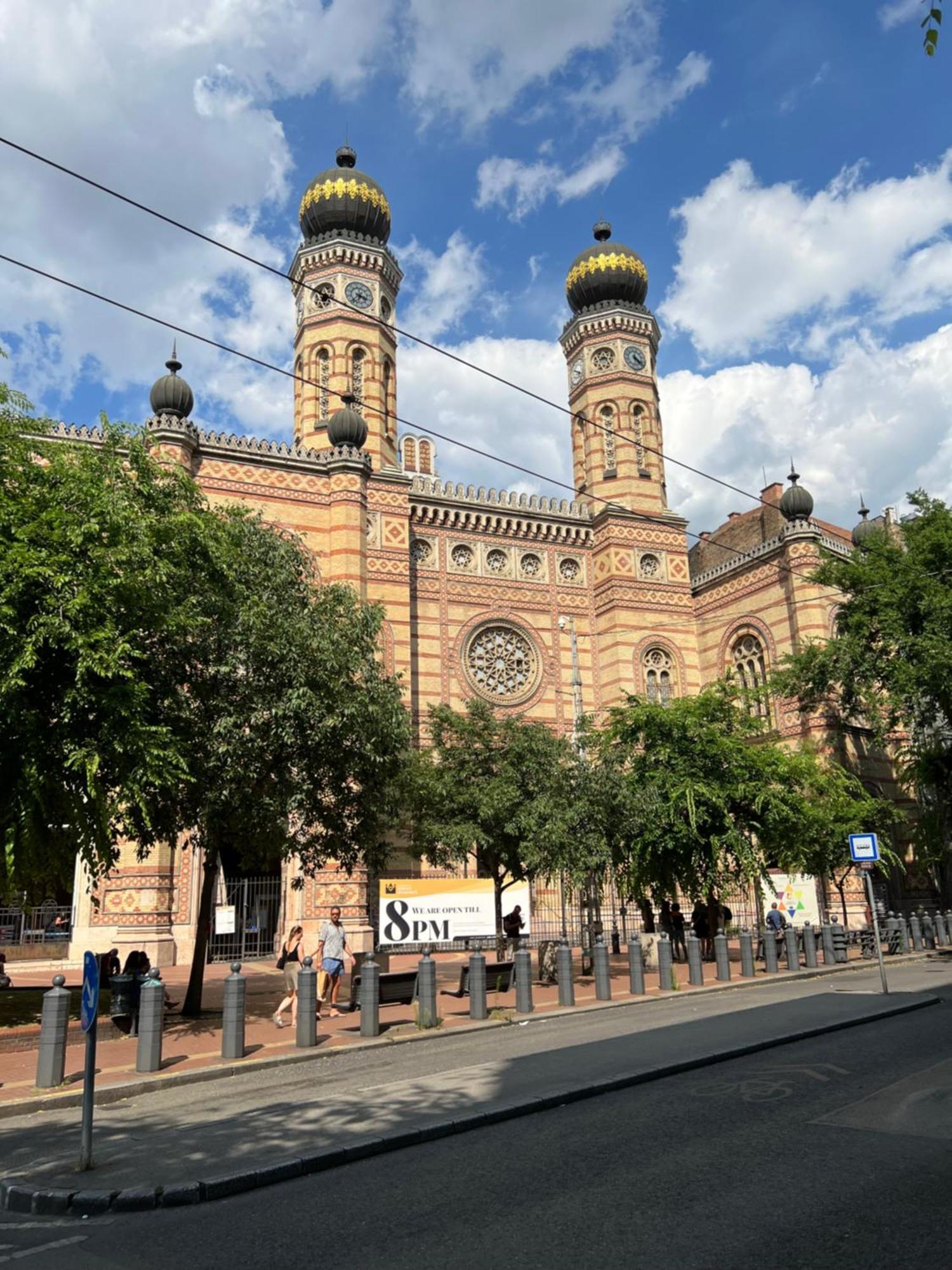 דירה Balint Next To Synagogue, Location In Center *